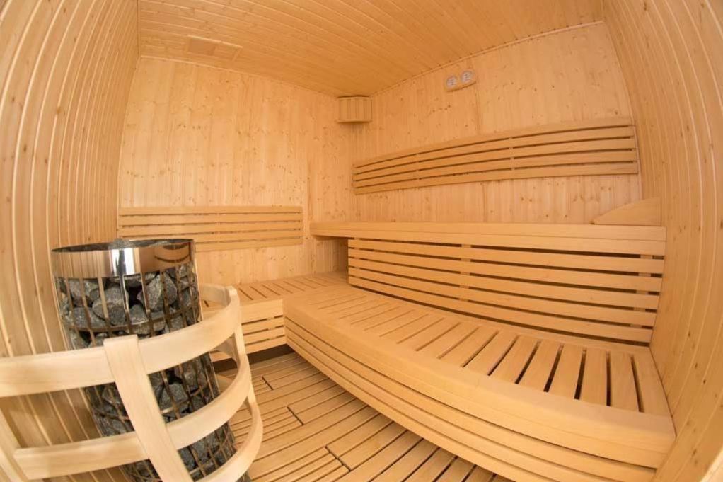 Palac Mysleta Uzdowo Ngoại thất bức ảnh